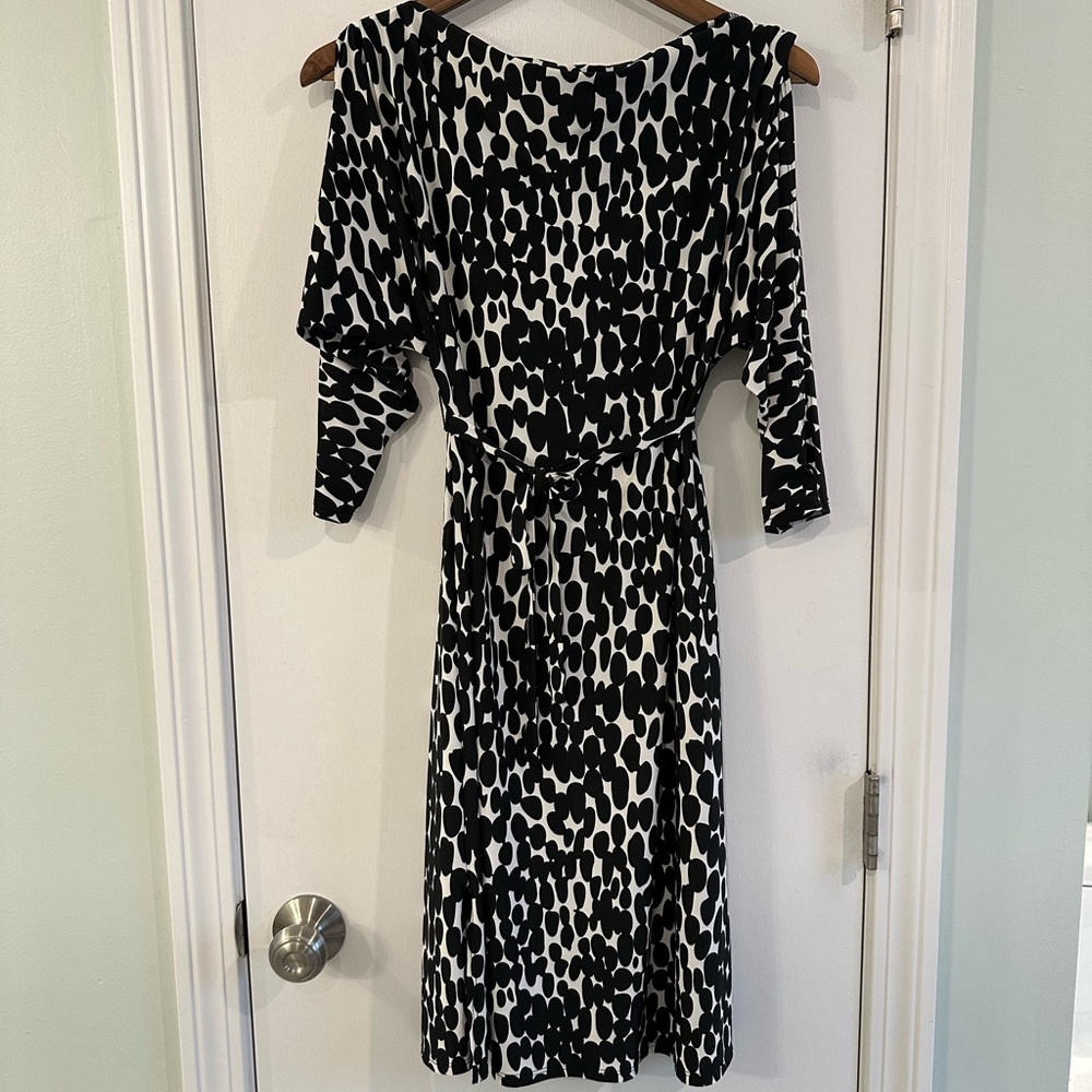 Kokoon boat neck dress